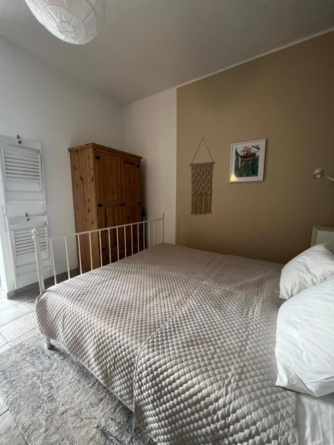 Apartments Zora โตรกีร์ ภายนอก รูปภาพ
